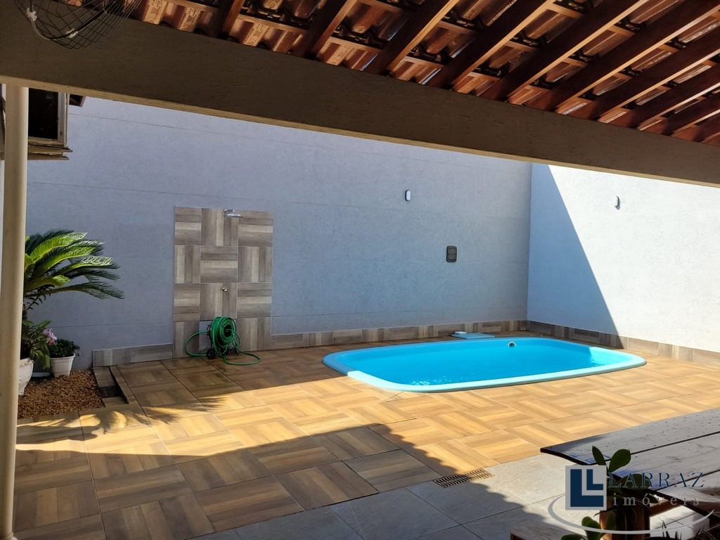 Casa, 3 quartos, 170 m² - Foto 1