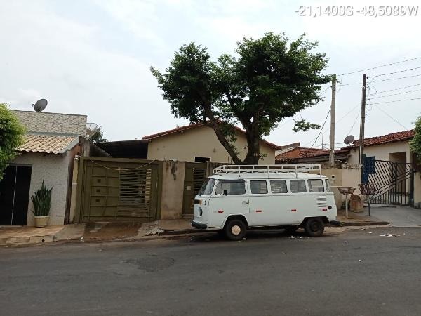 Casa, 2 quartos, 81 m² - Foto 1