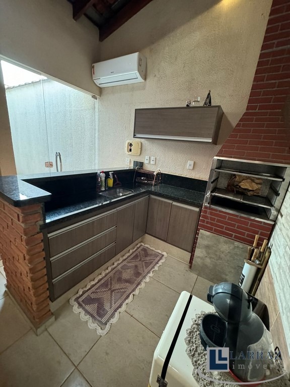 Casa, 3 quartos, 141 m² - Foto 2