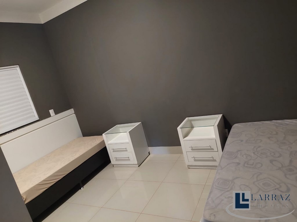 Casa, 4 quartos, 340 m² - Foto 23