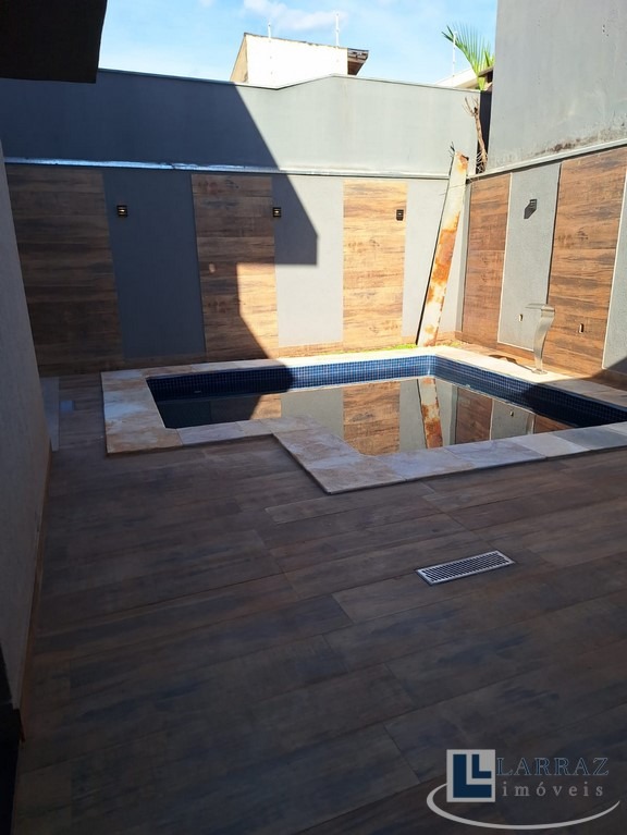 Casa, 4 quartos, 260 m² - Foto 30