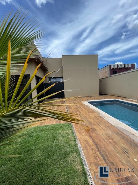 Casa, 3 quartos, 193 m² - Foto 2
