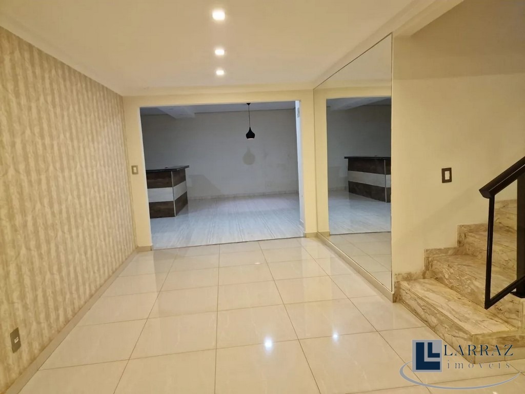 Casa, 4 quartos, 175 m² - Foto 2