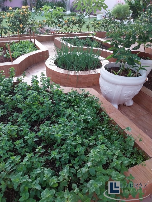 Casa, 5 quartos, 255 m² - Foto 10