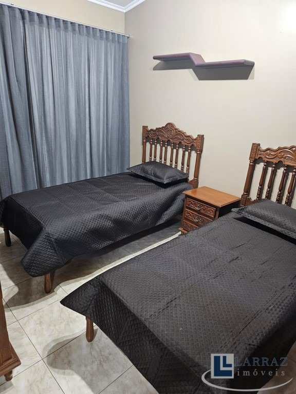 Casa, 3 quartos, 280 m² - Foto 35