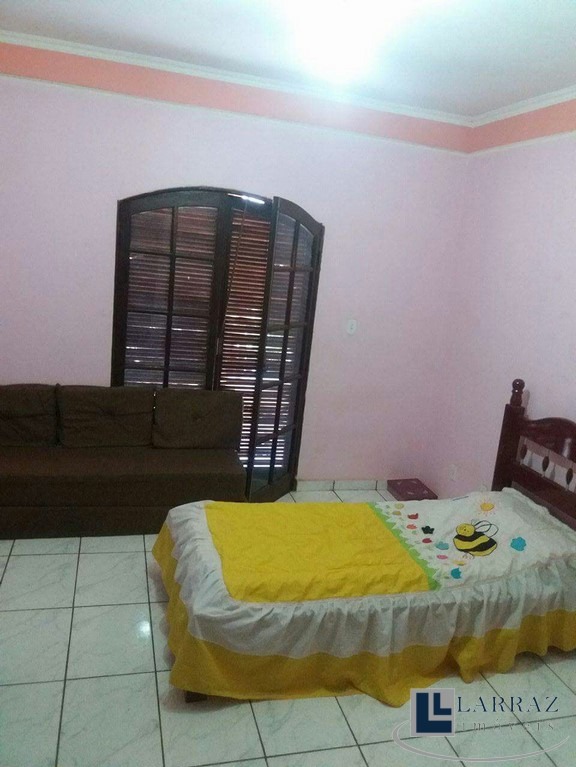 Casa, 3 quartos, 251 m² - Foto 14