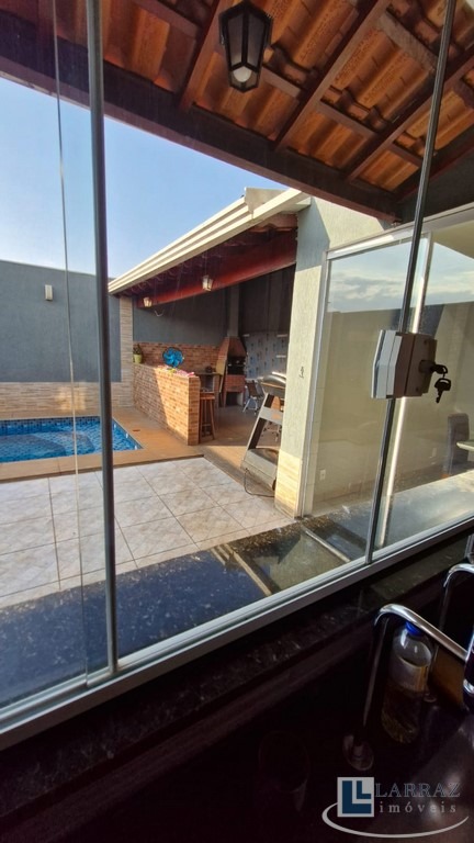 Casa, 3 quartos, 232 m² - Foto 10