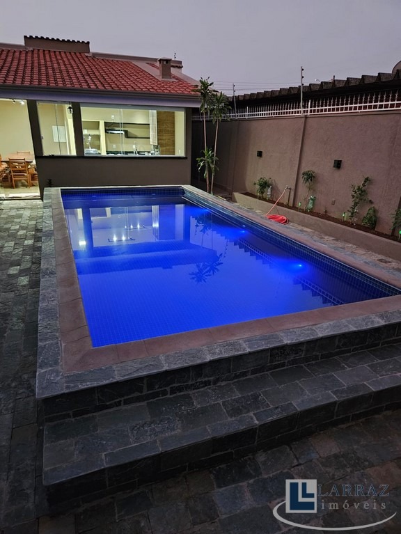 Casa, 3 quartos, 280 m² - Foto 10