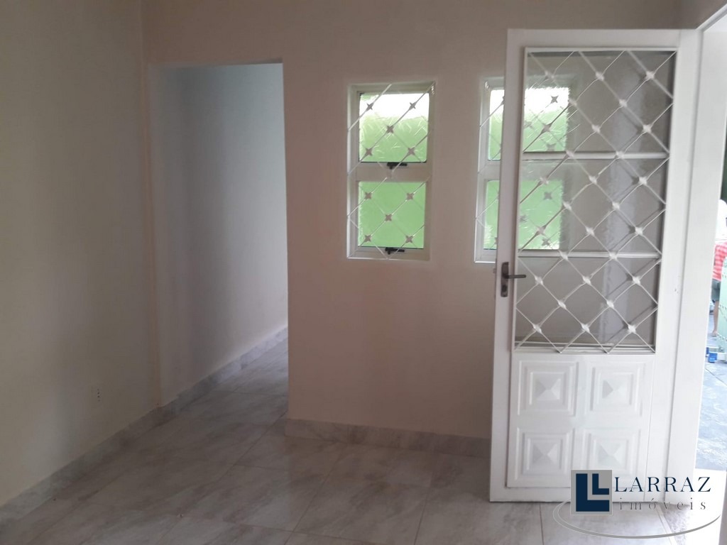 Casa, 2 quartos, 127 m² - Foto 1