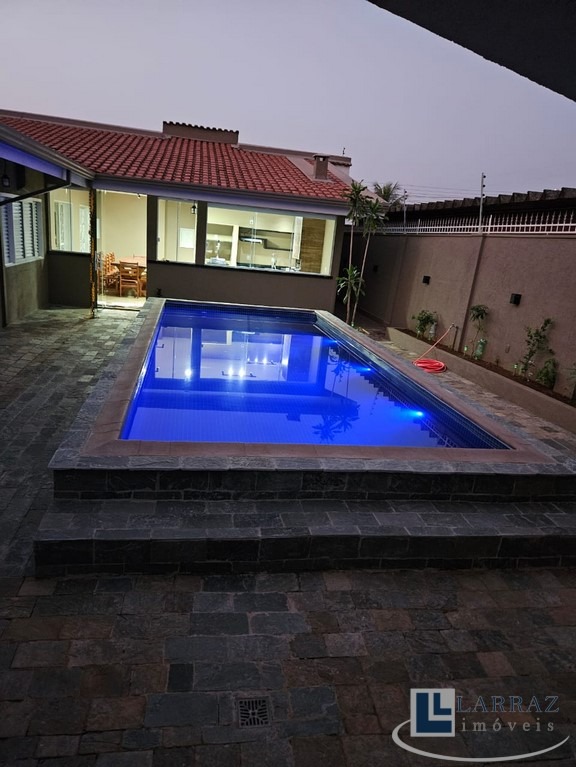 Casa, 3 quartos, 280 m² - Foto 11