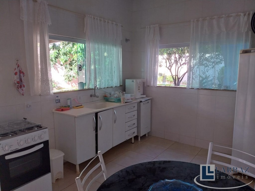 Casa, 5 quartos, 255 m² - Foto 23