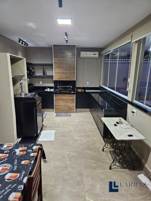 Casa, 3 quartos, 280 m² - Foto 7