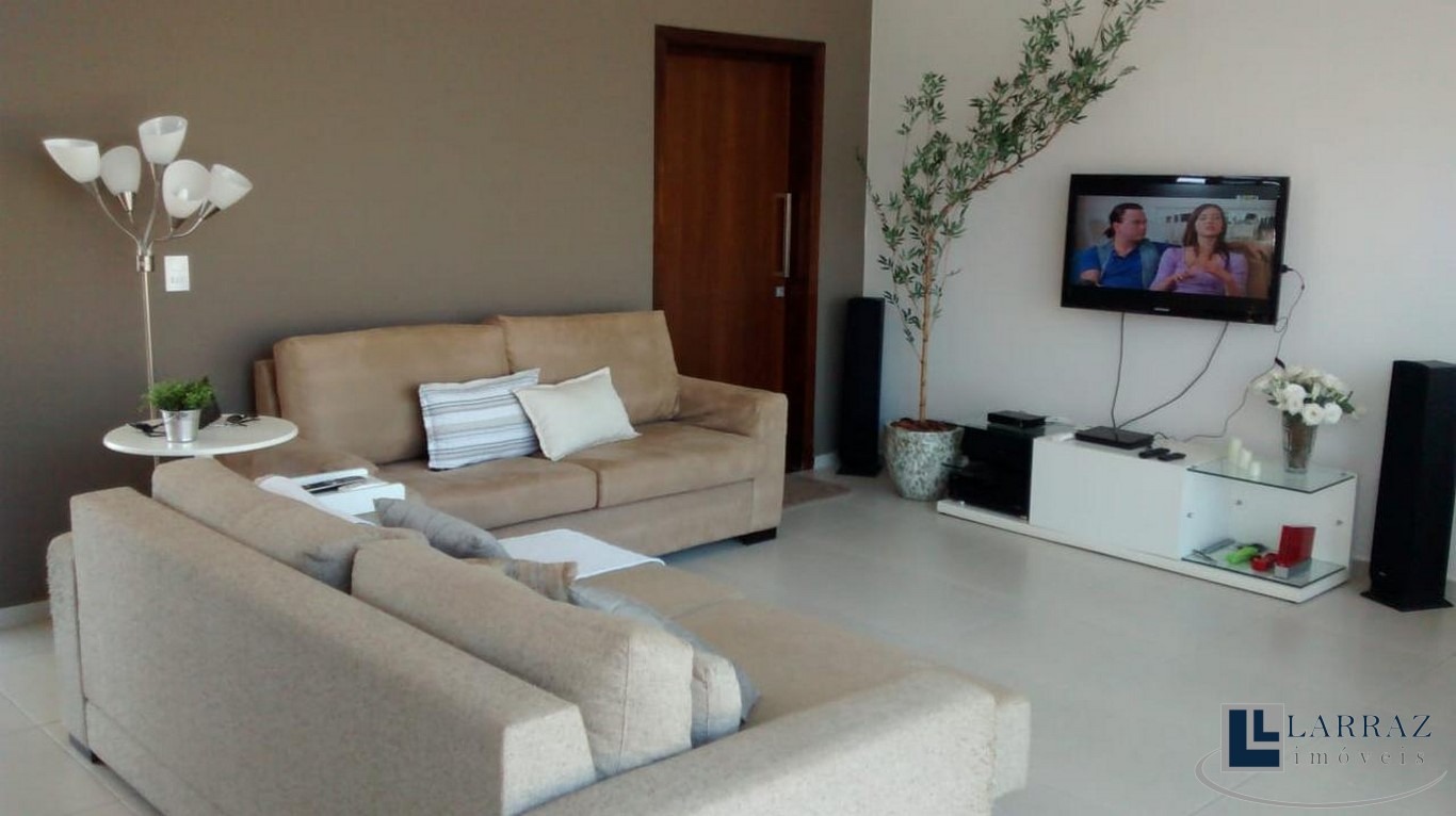 Casa, 4 quartos, 249 m² - Foto 3