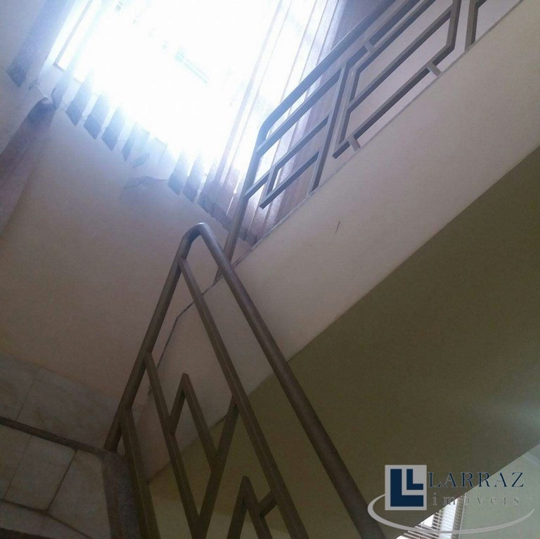 Casa, 3 quartos, 251 m² - Foto 4