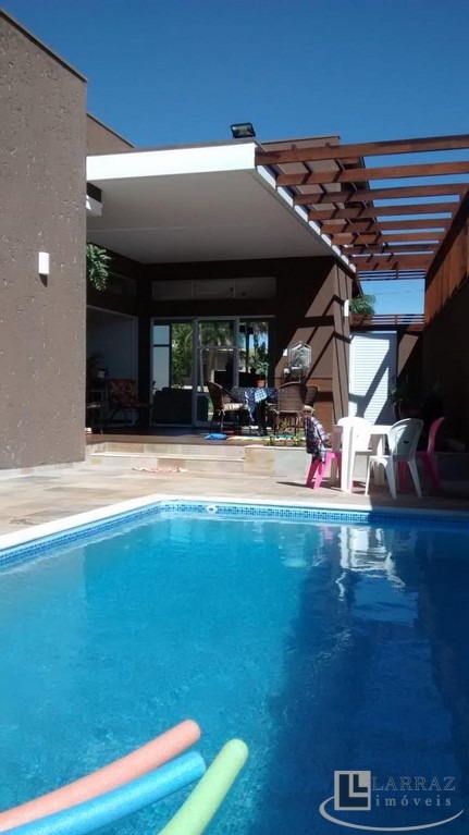 Casa, 4 quartos, 249 m² - Foto 14