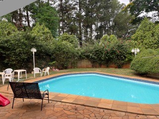 Casa, 5 quartos, 250 m² - Foto 1