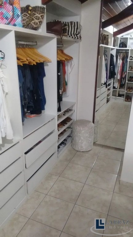 Casa, 3 quartos, 263 m² - Foto 11