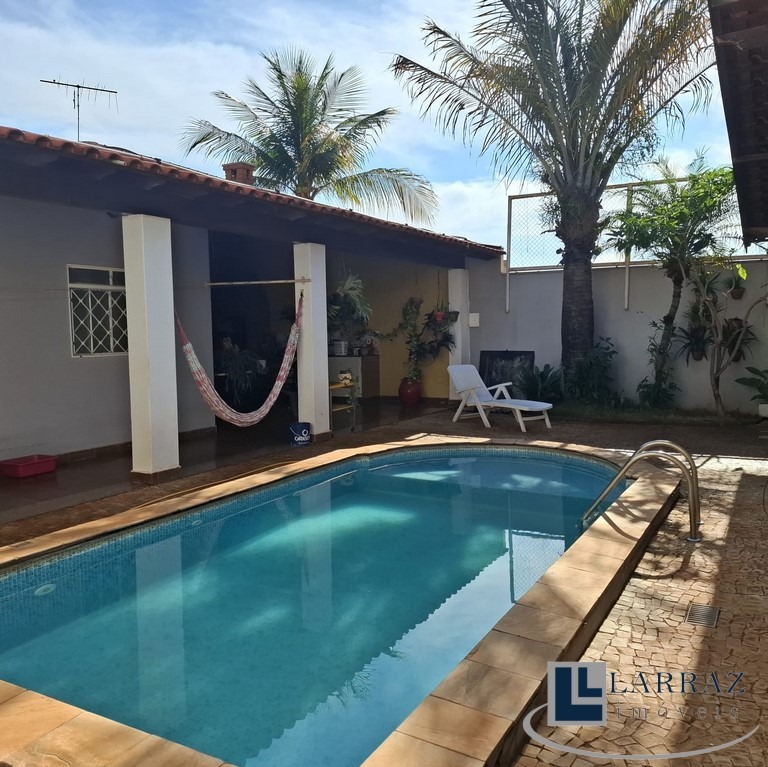 Casa, 3 quartos, 325 m² - Foto 4