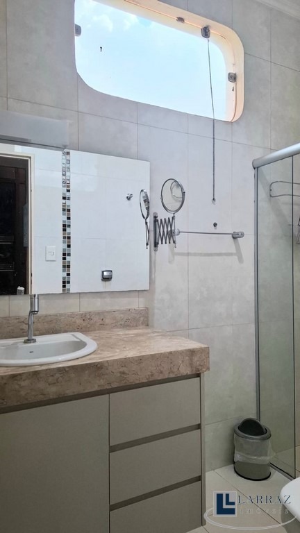 Casa, 3 quartos, 325 m² - Foto 34