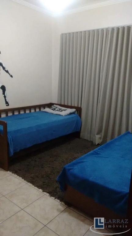 Casa, 3 quartos, 263 m² - Foto 20