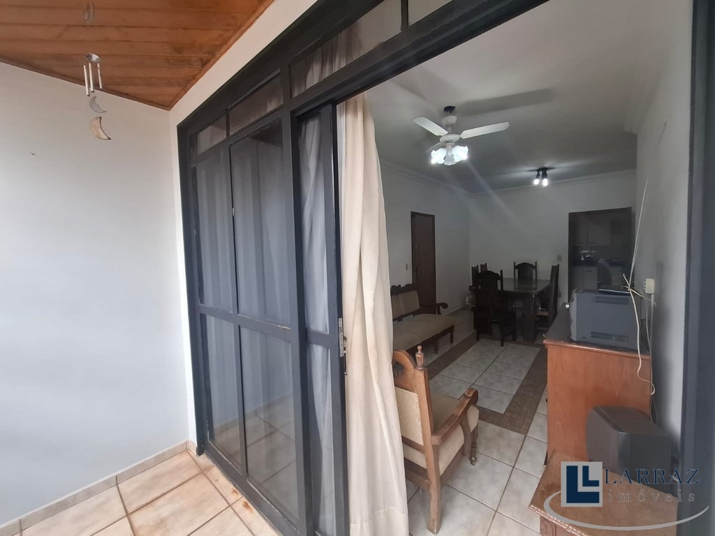 Apartamento, 3 quartos, 100 m² - Foto 2