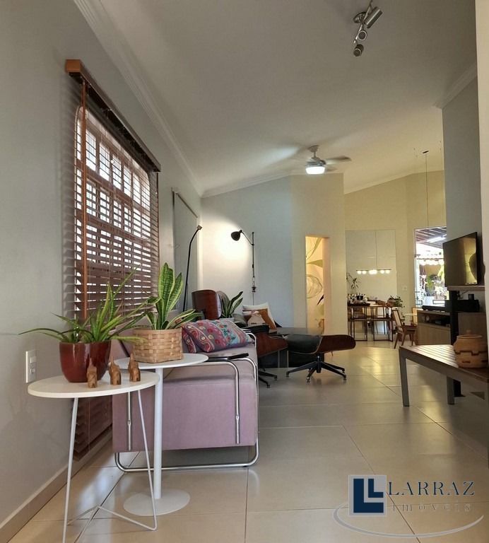 Casa, 3 quartos, 325 m² - Foto 17