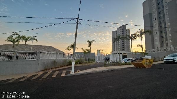 Apartamento, 2 quartos, 48 m² - Foto 1