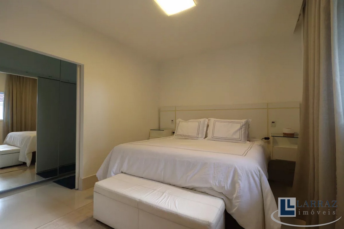 Casa, 4 quartos, 334 m² - Foto 40