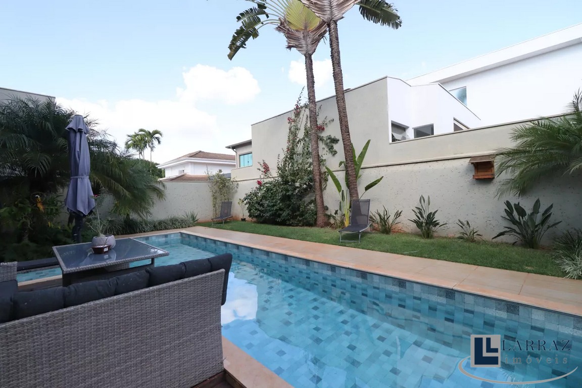 Casa, 4 quartos, 334 m² - Foto 2
