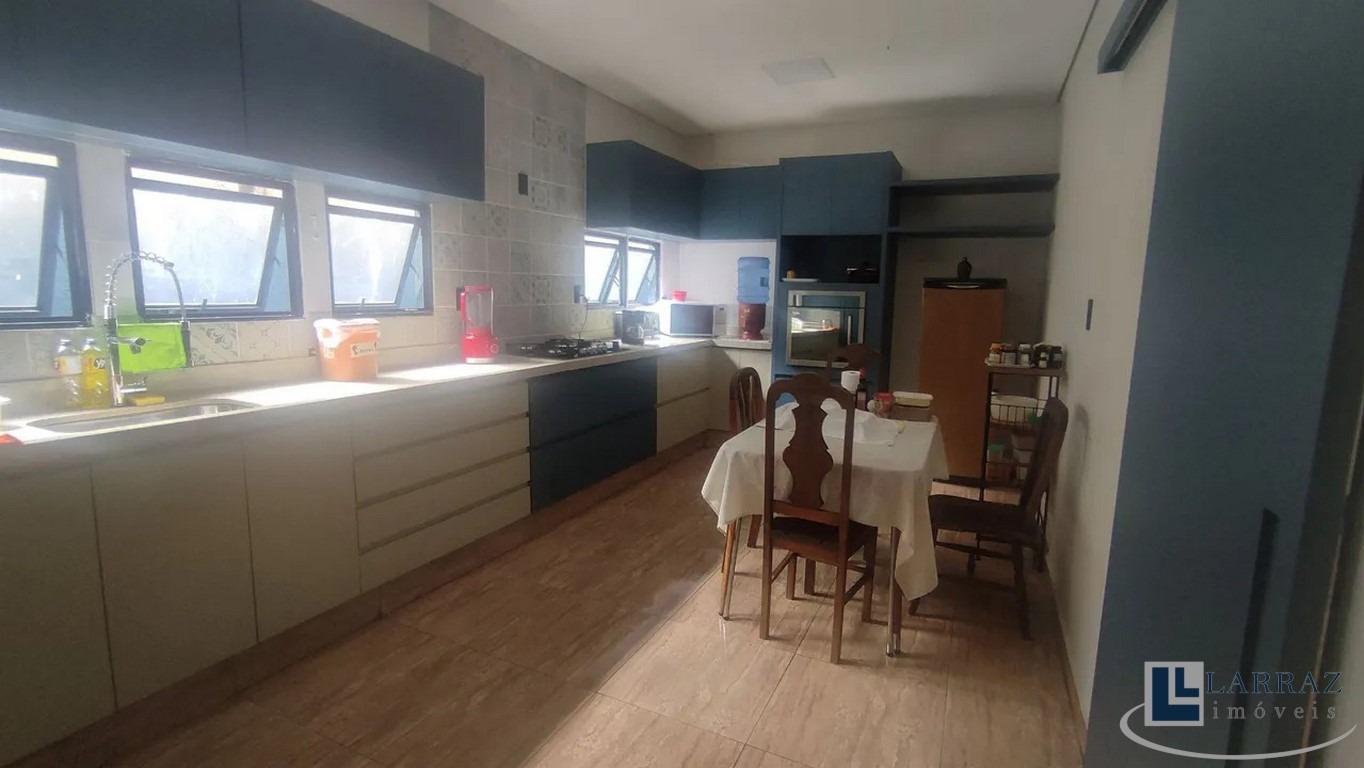 Casa, 5 quartos, 325 m² - Foto 6