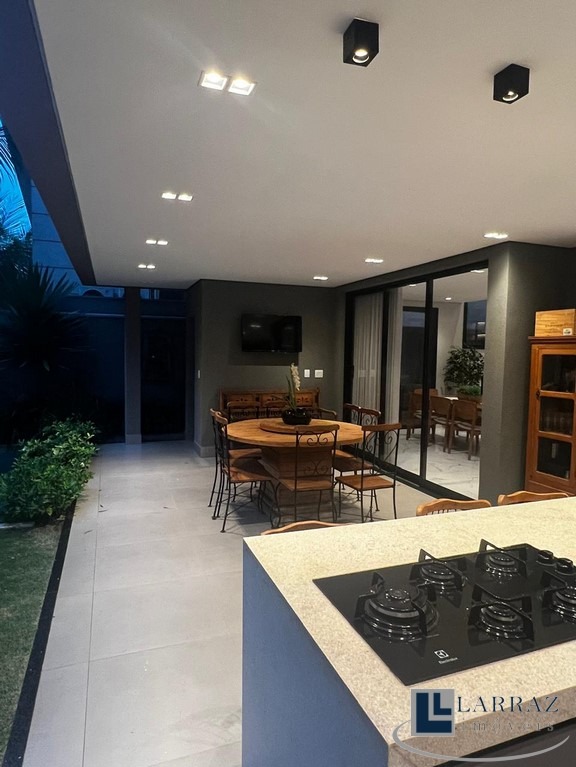 Casa, 3 quartos, 300 m² - Foto 10