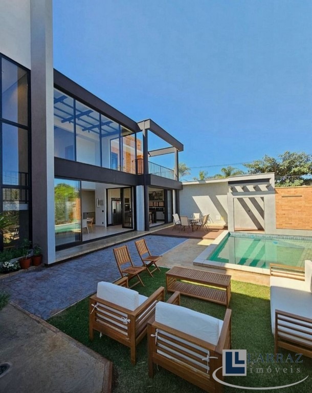 Casa, 4 quartos, 319 m² - Foto 3