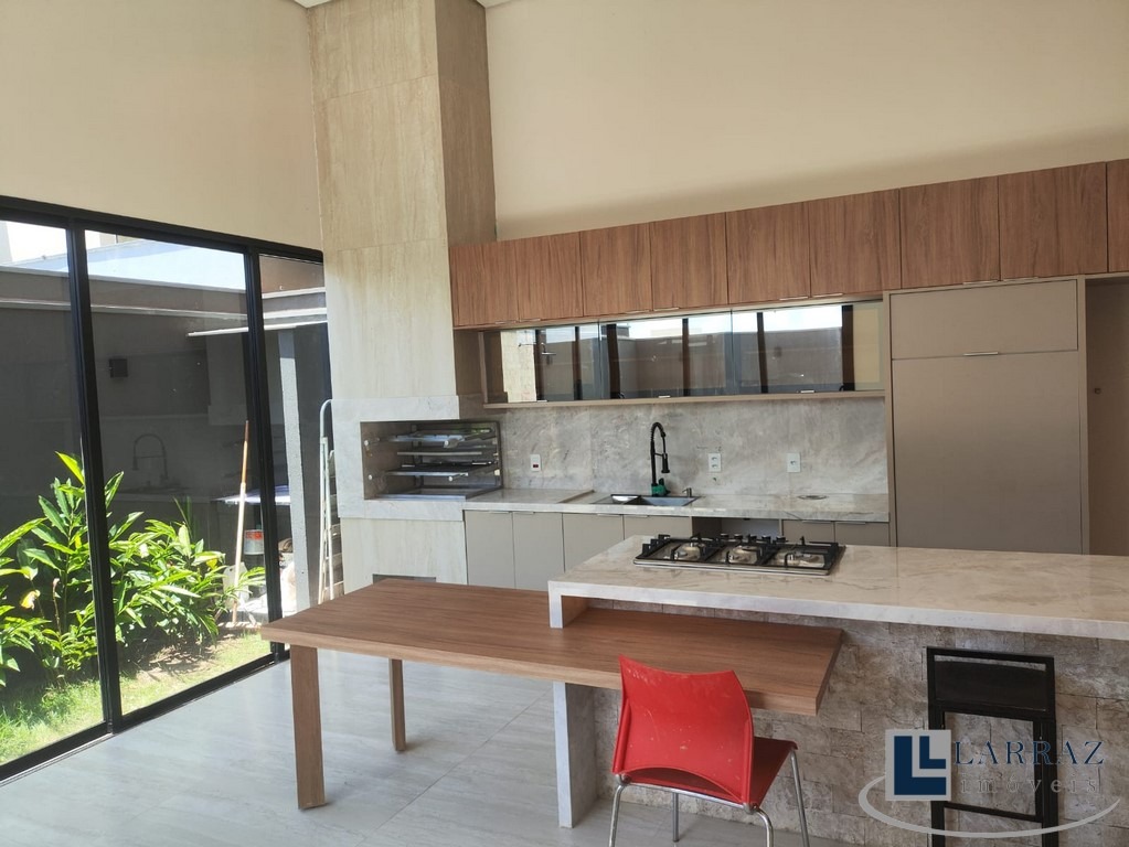 Casa, 3 quartos, 172 m² - Foto 1