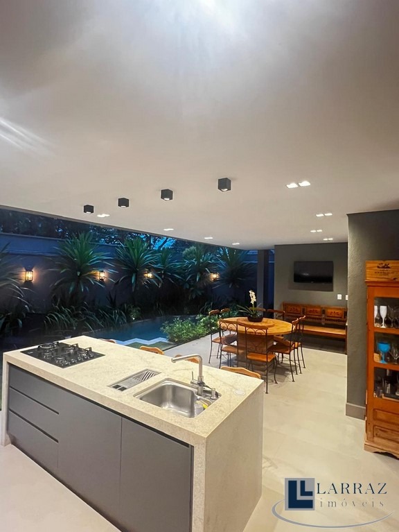 Casa, 3 quartos, 300 m² - Foto 8
