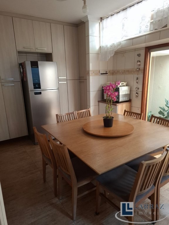 Casa, 3 quartos, 260 m² - Foto 10