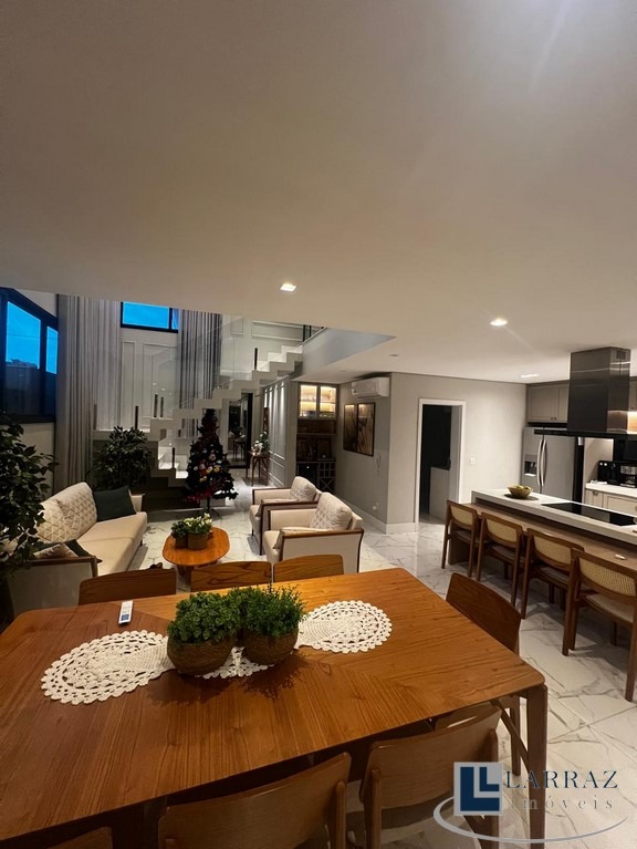 Casa, 3 quartos, 300 m² - Foto 5
