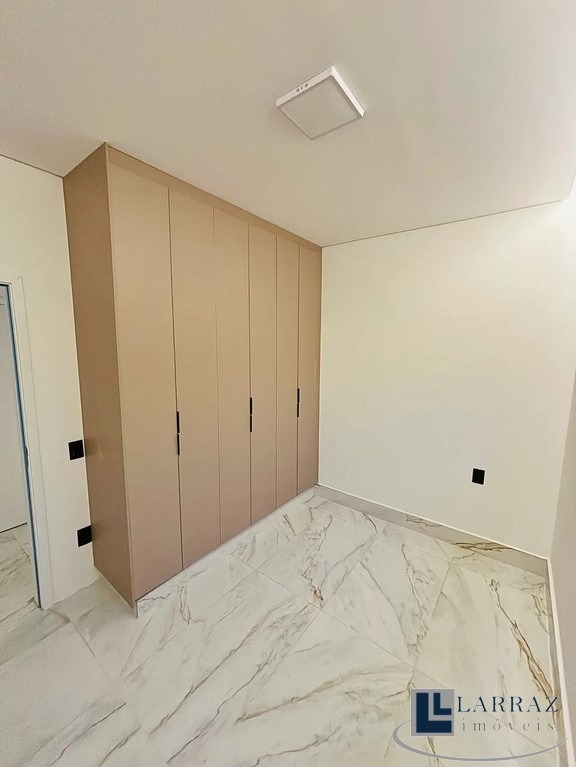 Casa, 3 quartos, 225 m² - Foto 13