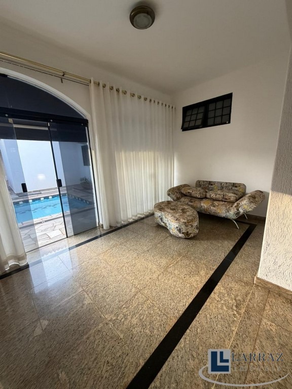 Casa, 3 quartos, 260 m² - Foto 6