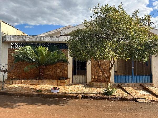 Casa, 2 quartos, 157 m² - Foto 1