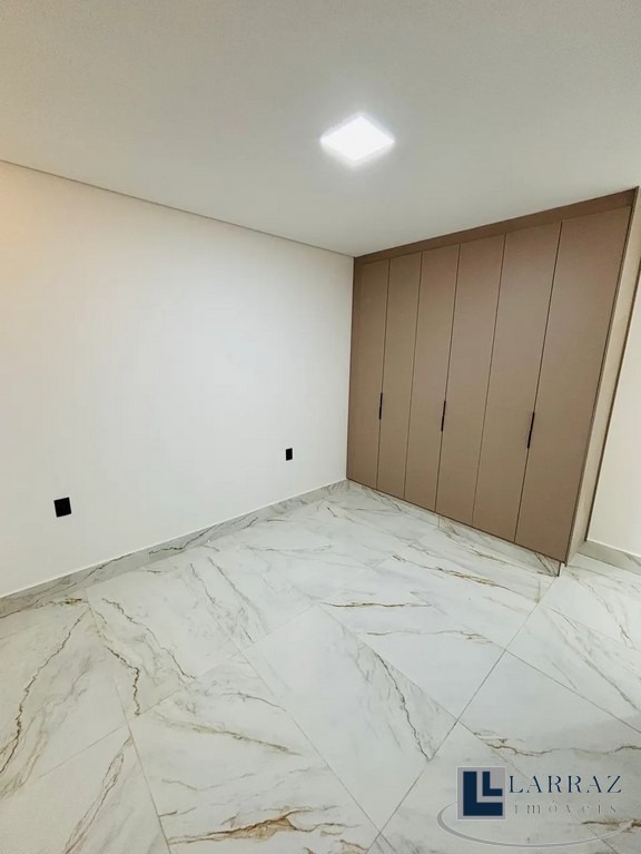 Casa, 3 quartos, 225 m² - Foto 10