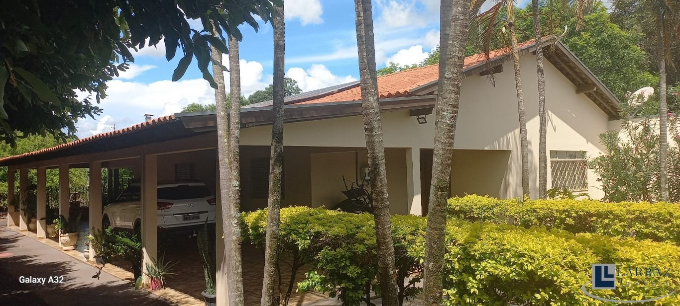 Chácara, 4 quartos, 3000 m² - Foto 1
