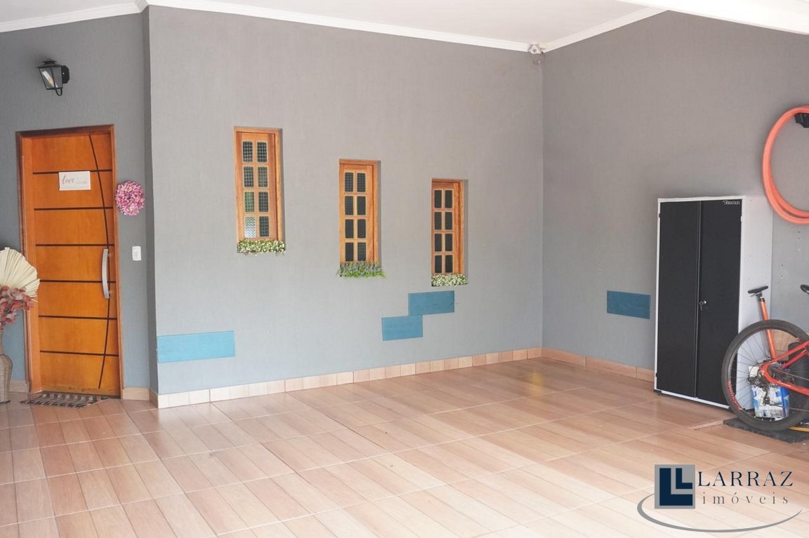 Casa, 3 quartos, 138 m² - Foto 1