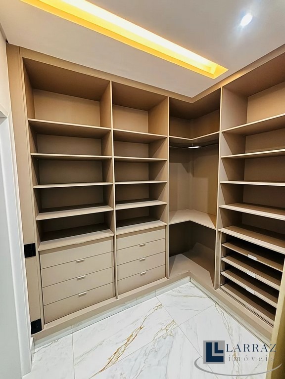 Casa, 3 quartos, 225 m² - Foto 12