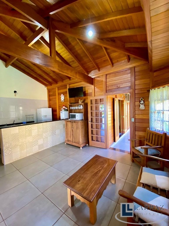 Casa, 4 quartos, 220 m² - Foto 10