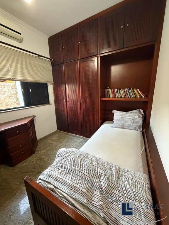 Casa, 3 quartos, 260 m² - Foto 13