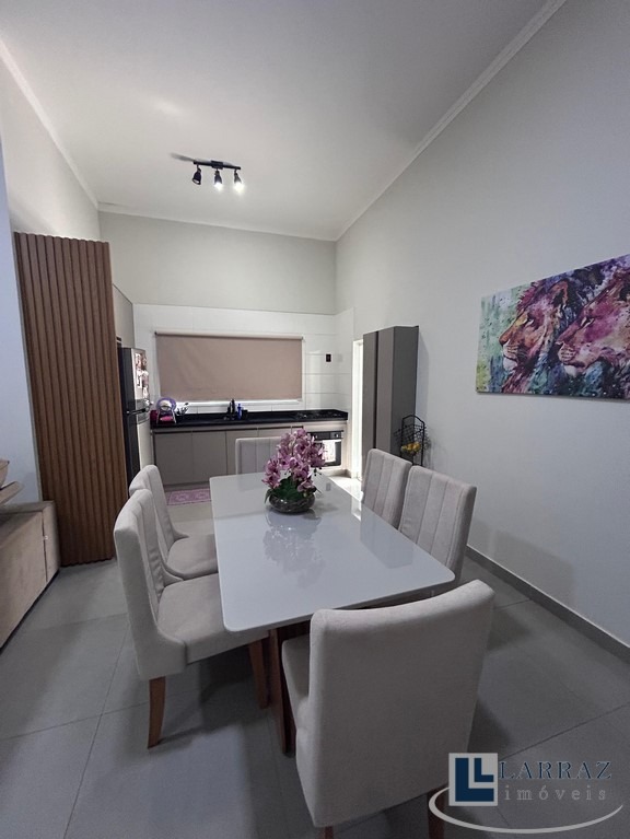 Casa, 3 quartos, 128 m² - Foto 2