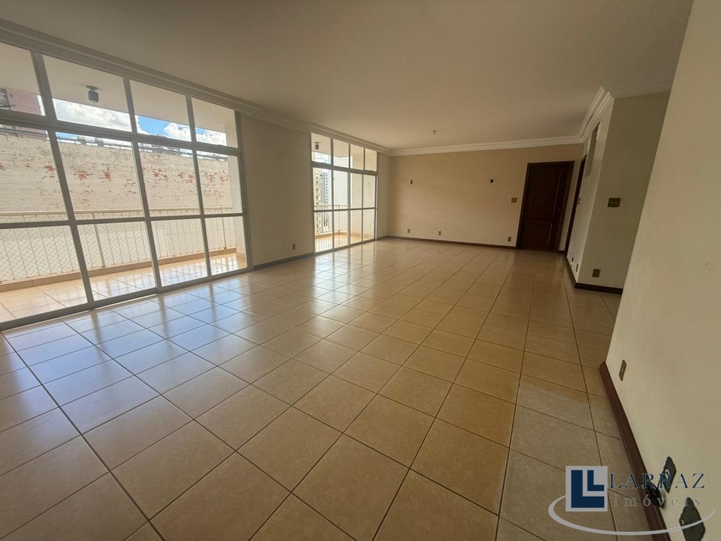 Apartamento, 3 quartos, 210 m² - Foto 3