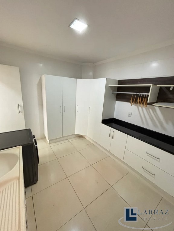 Casa, 3 quartos, 280 m² - Foto 10