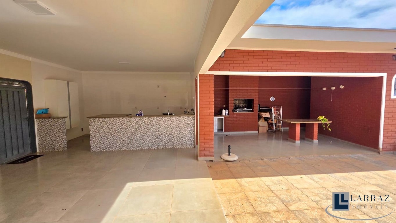 Casa, 3 quartos, 320 m² - Foto 2