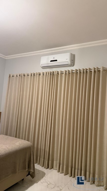 Casa, 3 quartos, 262 m² - Foto 34